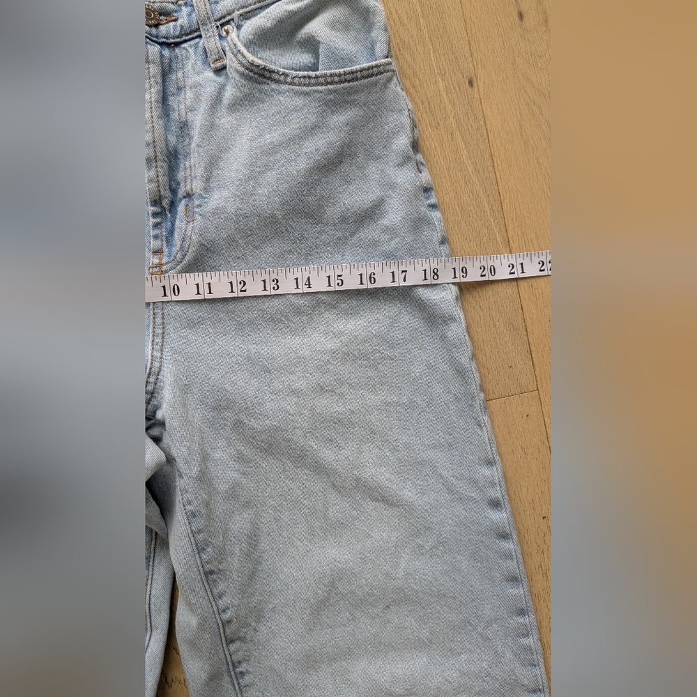 BDG Urban Outfitters sz 29 High Waist Wide Leg Jeans Light Wash Denim - Picture 3 of 11